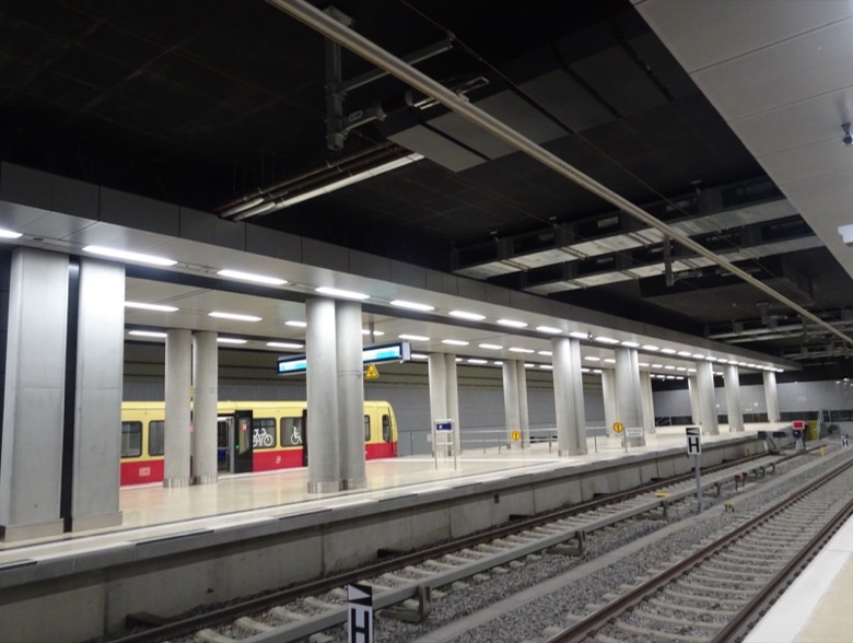 Flughafen BER rail station platform under the airport.